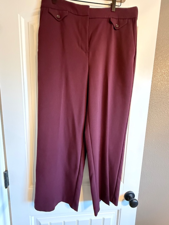 LOFT Pants - LOFT Burgundy Button Pocket Dress Pants - Size 10